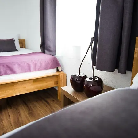Apartahotel Kazina Jesenice