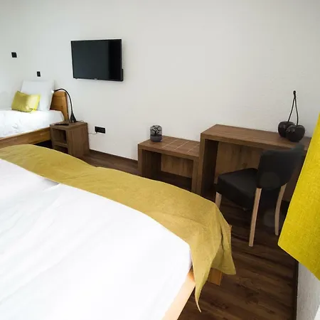 Kazina 3* Jesenice
