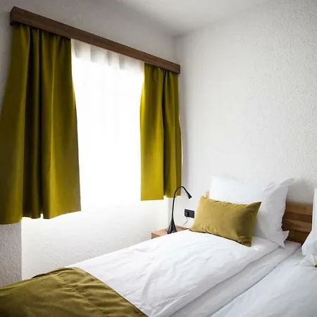 Apartahotel Kazina 3*